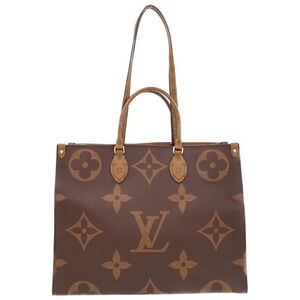Louis Vuitton Monogram Giant On the Go Bag